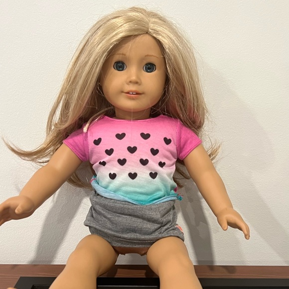 American Girl Truly Me Doll - Picture 1 of 2